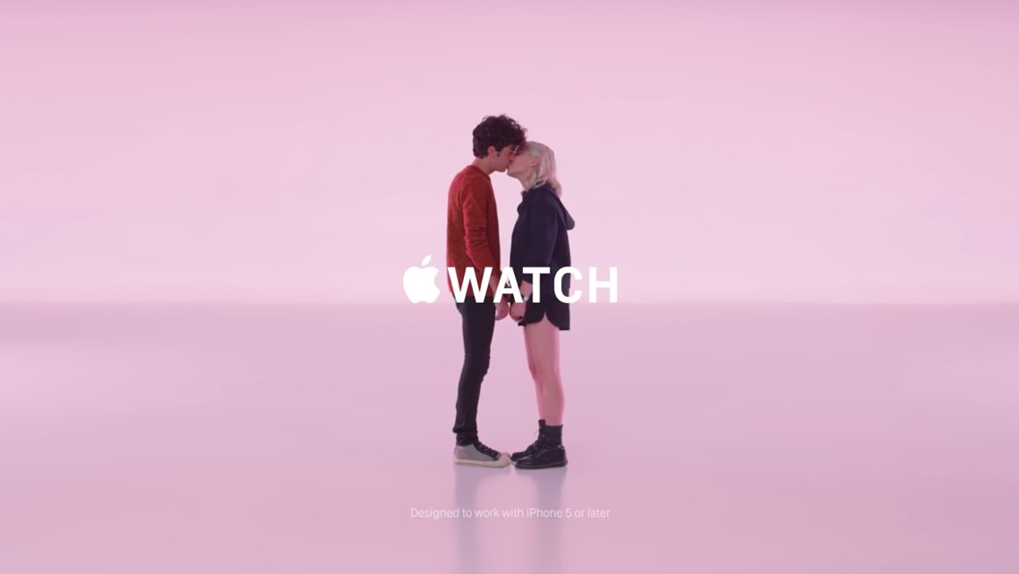 Apple Watch-reklame: Kiss